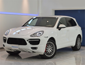 2012年モデル 新車並行輸入車 ポルシェ カイエンターボ