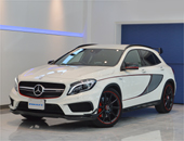 2014年モデル 正規ディーラー車 メルセデスベンツ GLA45
