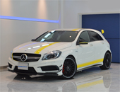 2015年モデル 正規ディーラー車 メルセデス-AMG A45 4マチック