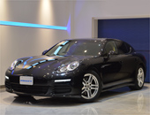 2015年モデル 正規ディーラー車 ポルシェ パナメーラ