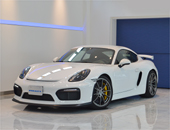 2016年モデル 正規ディーラー車 ポルシェ ケイマン GT4