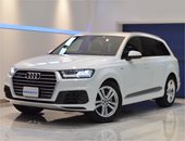 2017年モデル 正規ディーラー車 アウディ Q7