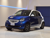 2017年モデル 正規ディーラー車 スマート フォーフォー