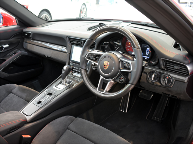 2018年モデル 正規ディーラー車 ポルシェ 911 タルガ4 GTS LEDヘッドライト アダプティブクルコン 他OP多数 