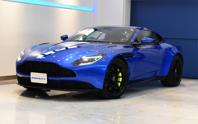 2019年モデル 正規ディーラー車 アストンマーティン DB11 AMR OP外装色