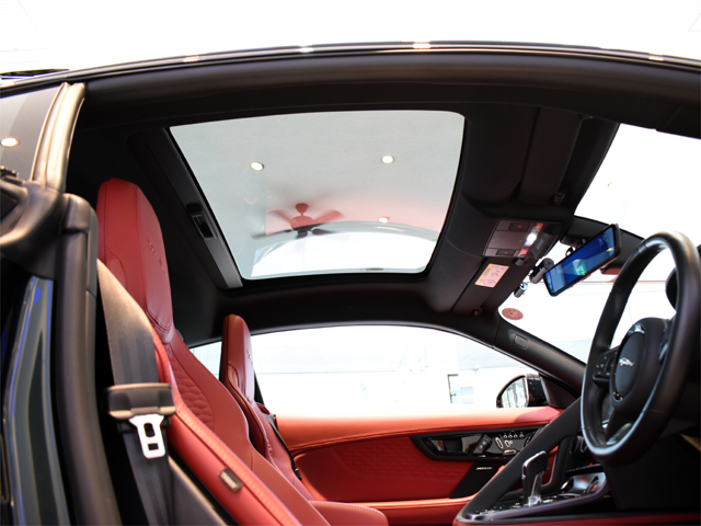 2022年モデル 正規ディーラー車 ジャガー Fタイプ R75 クーペ P575 AWD ブラックエクステリアパック