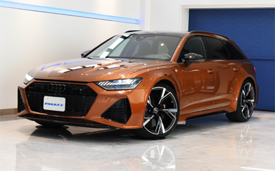 2023年モデル 正規ディーラー車 アウディ RS6 アバント パフォーマンス 左ハンドル 特注カラー 　　