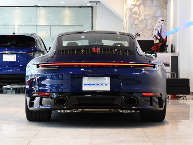 2023年モデル 正規ディーラー車 ポルシェ 911 カレラT 7速MT OP多数 左ハンドル カーボンルーフ