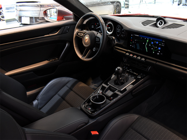 2024年モデル 正規ディーラー車 ポルシェ 911 カレラT 7速MT 左ハンドル