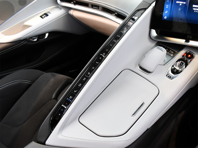 2025年モデル 正規ディーラー車 シボレー コルベット Z06 1オーナー車  